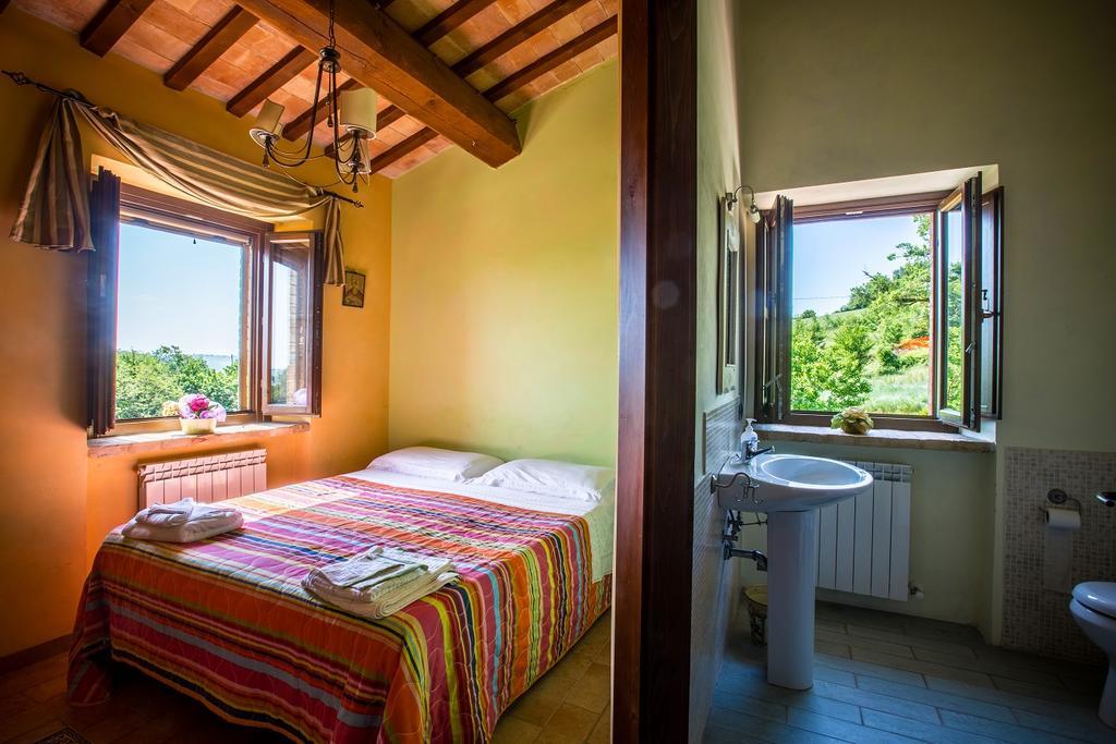Il Casale Di Aurora Country House Colmurano Exterior foto